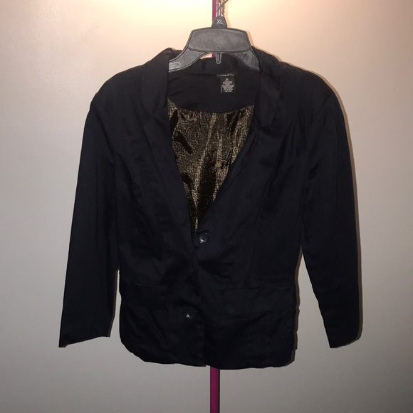 Blazer - Picture 1 of 1